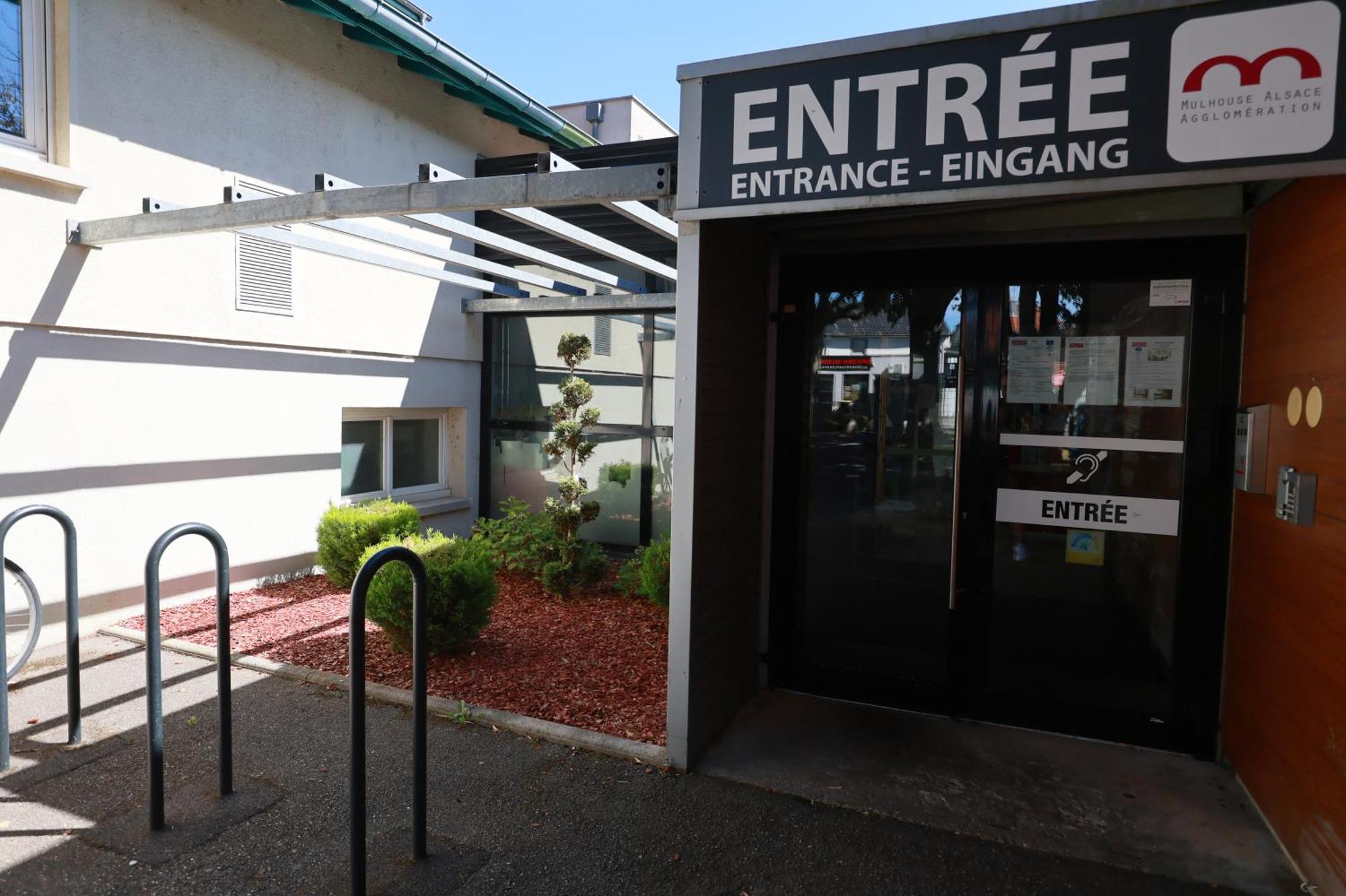 Auberge De Jeunesse De Mulhouse Dış mekan fotoğraf